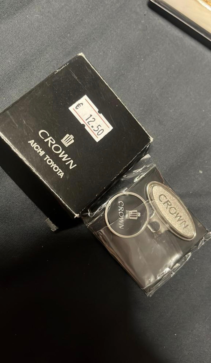 Toyota Crown Cap Decoration